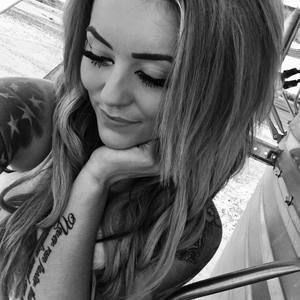 Meet your Posher, Alex